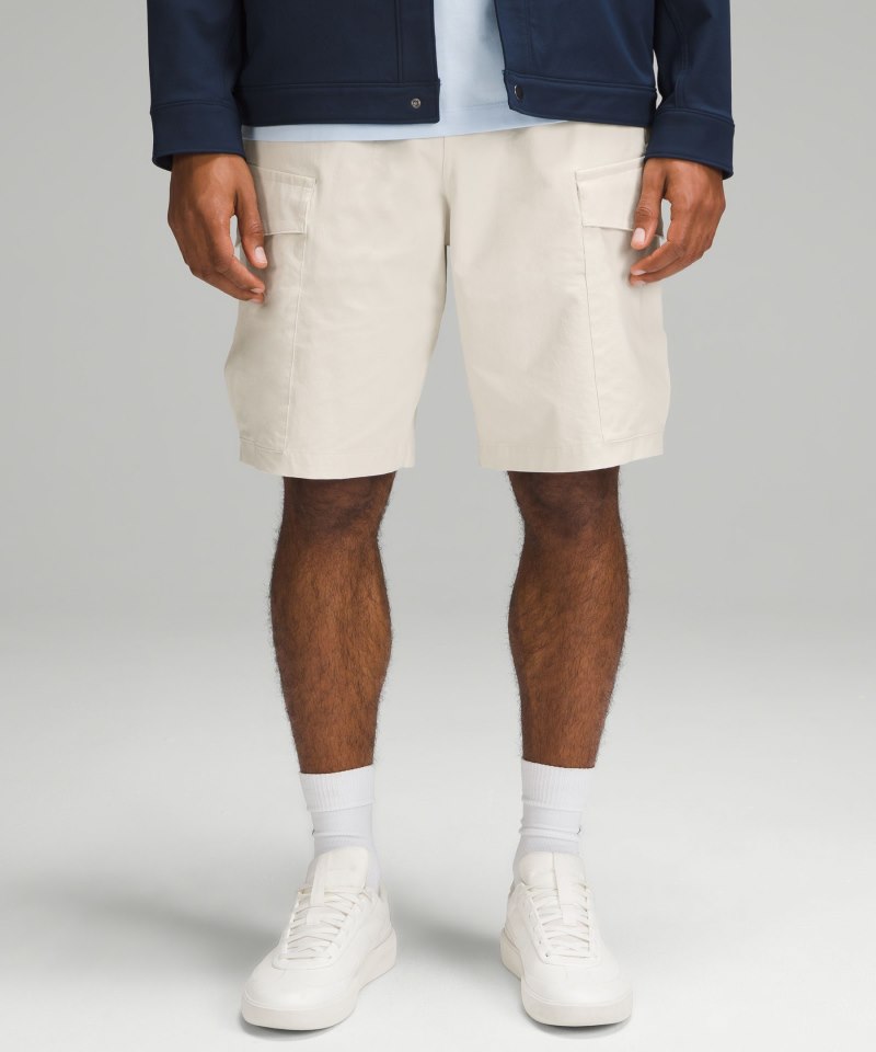 Lululemon | Men's Stretch Cotton VersaTwill Cargo Pocket Short 1