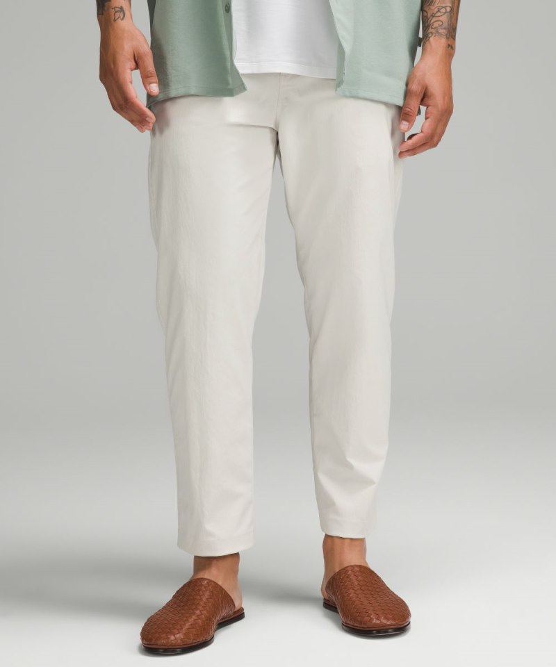 Lululemon | Men's Relaxed-Tapered Smooth Twill Trouser Cropped B