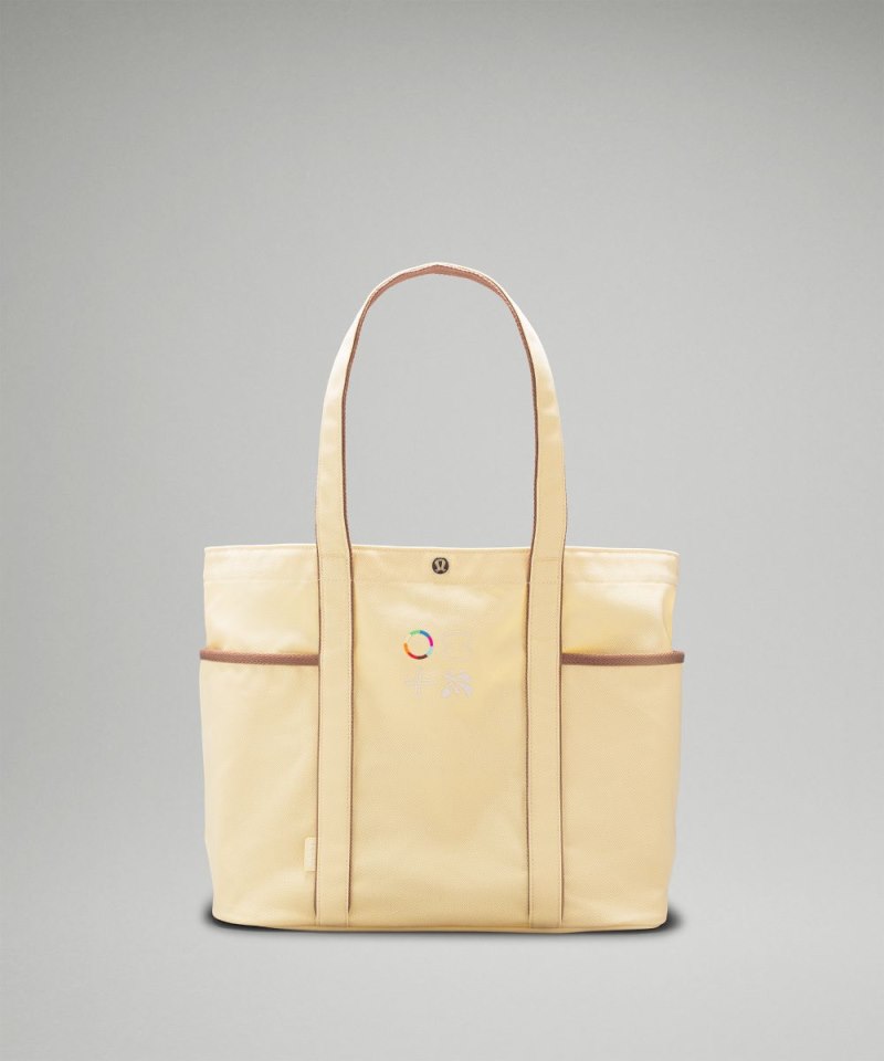 Lululemon | Women's Daily Multi-Pocket Tote Bag 20L Pride Swirl Yellow / Spanish Oak