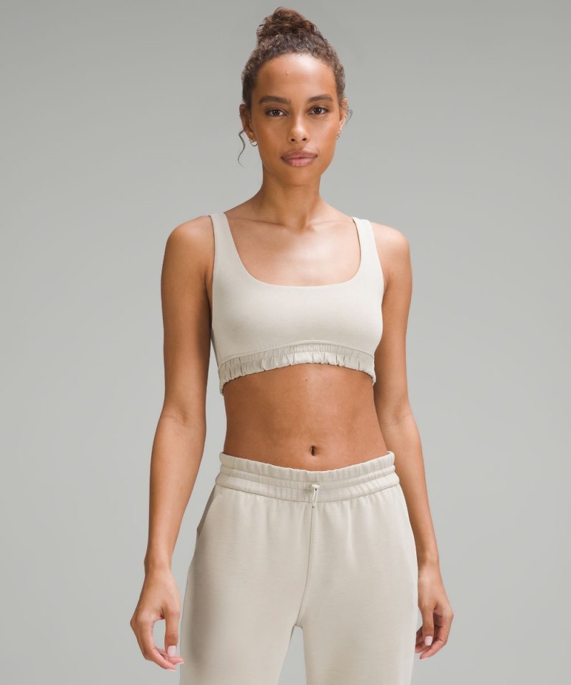 Lululemon | Women's Softstreme Scoop-Neck Bra B / C Cup Mojave T