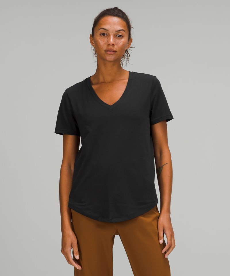 Lululemon | Women's Love V-Neck T-Shirt Black