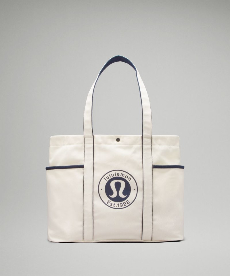 Lululemon | Women's Daily Multi-Pocket Canvas Tote Bag 20L Logo Natural / True Navy