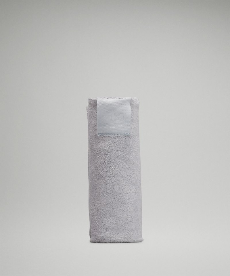 Lululemon | Men's The (Small) Towel Hail