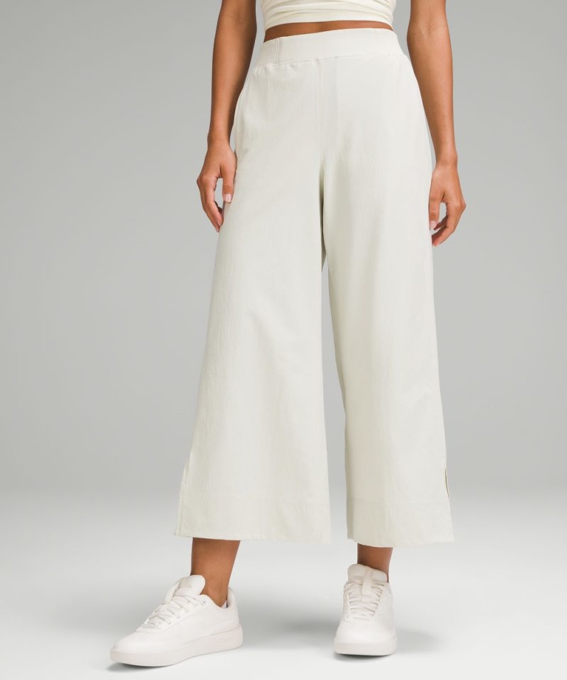 Lululemon | Women's Stretch Woven High-Rise Wide-Leg Cropped Pant Bone