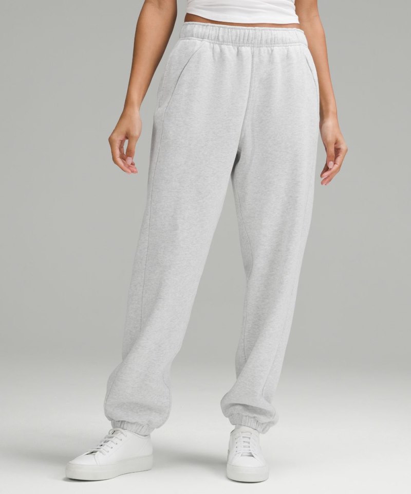 Lululemon | Women's Scuba Mid-Rise Oversized Jogger Short Heathered Core Ultra Light Grey