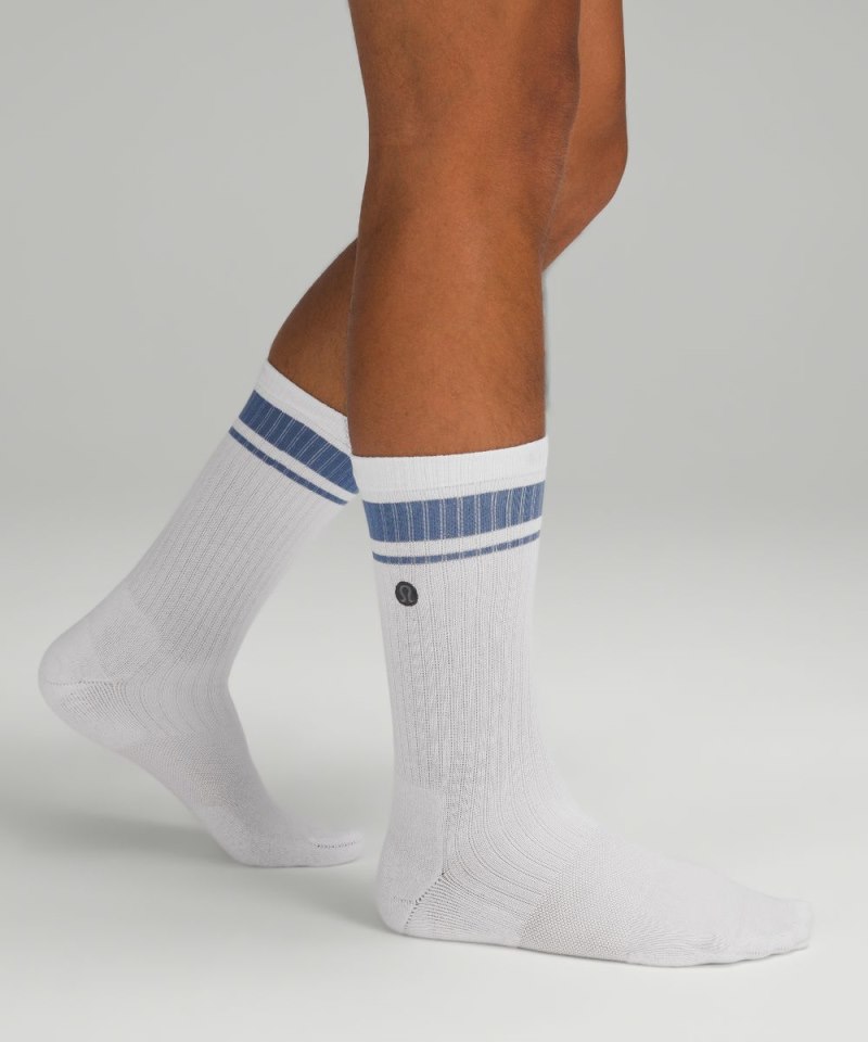 Lululemon | Men's Daily Stride Ribbed Comfort Crew Socks Stripe White / Oasis Blue