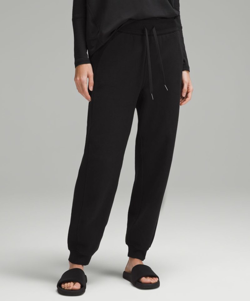 Lululemon | Women's Scuba High-Rise Relaxed Jogger Full Length Black