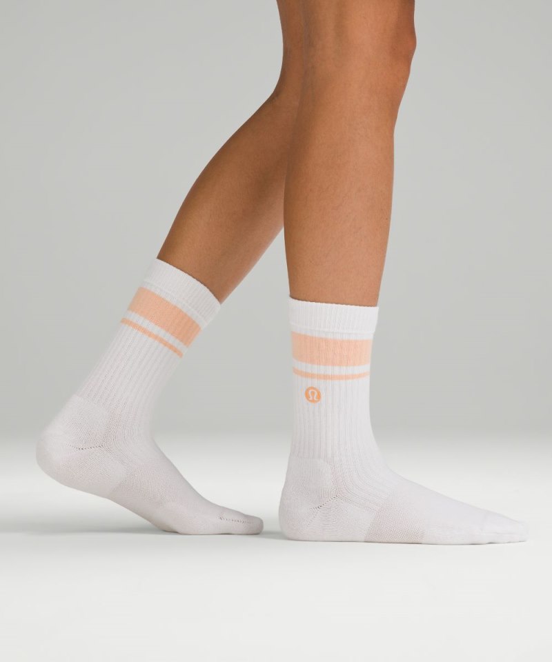 Lululemon | Women's WoDaily Stride Ribbed Comfort Crew Socks Stripe White / Peach Bellini