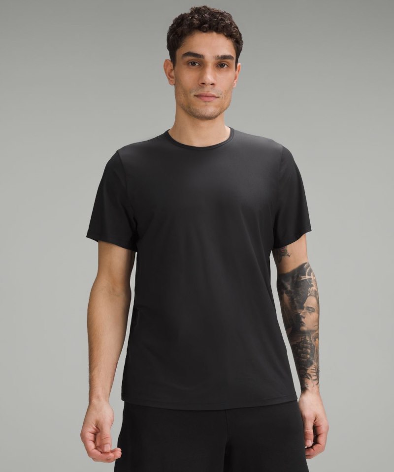 Lululemon | Men's Ultra-Soft Nulu Short-Sleeve T-Shirt Black