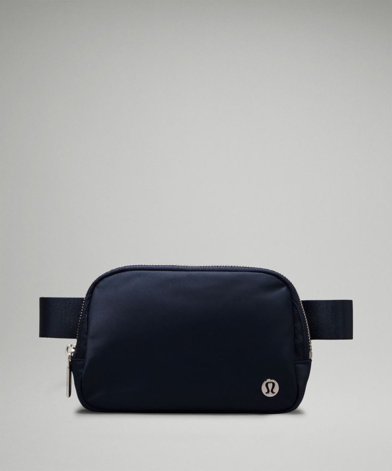 Lululemon | Women's Everywhere Belt Bag 1L Metal Hardware True Navy / Silver