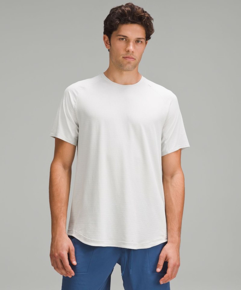 Lululemon | Men's License to Train Short-Sleeve Shirt Vapor