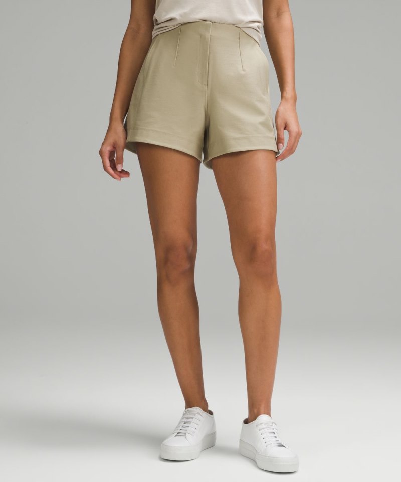 Lululemon | Women's Utilitech Relaxed-Fit High-Rise Short 3.5"L