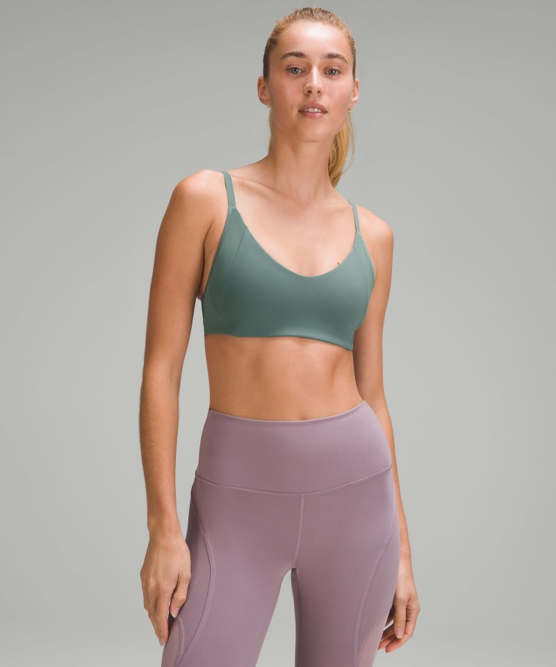 Lululemon | Women's Everlux with Mesh Train Bra B / C Cup Medium