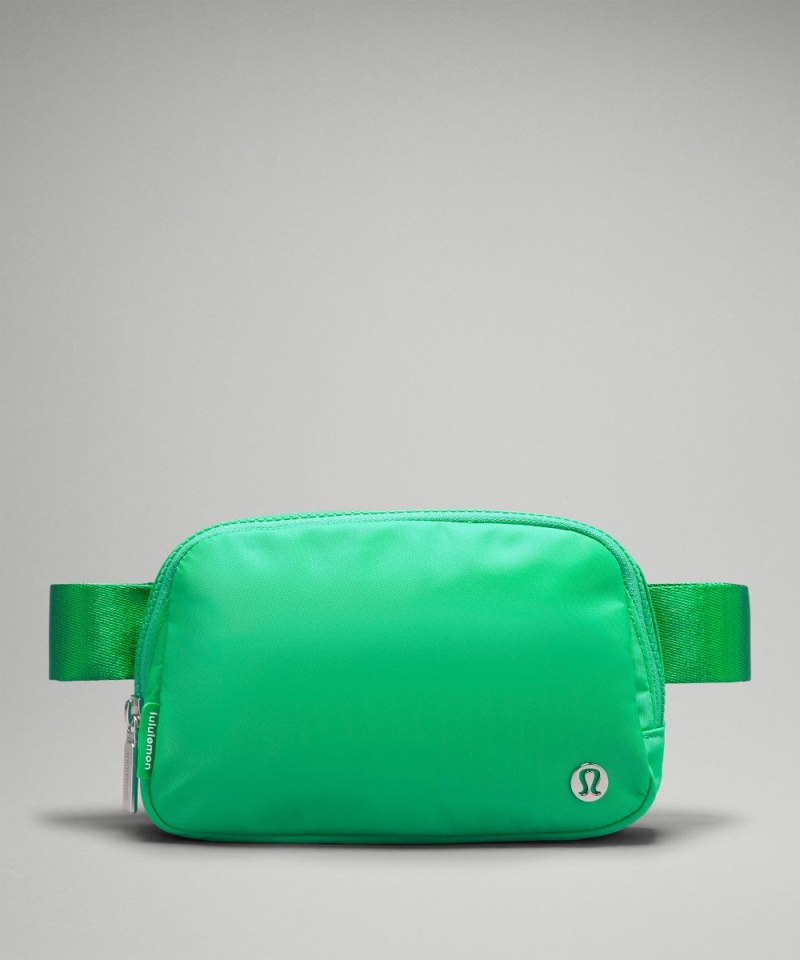 Lululemon | Men's Everywhere Belt Bag with Long Strap 1L Green P