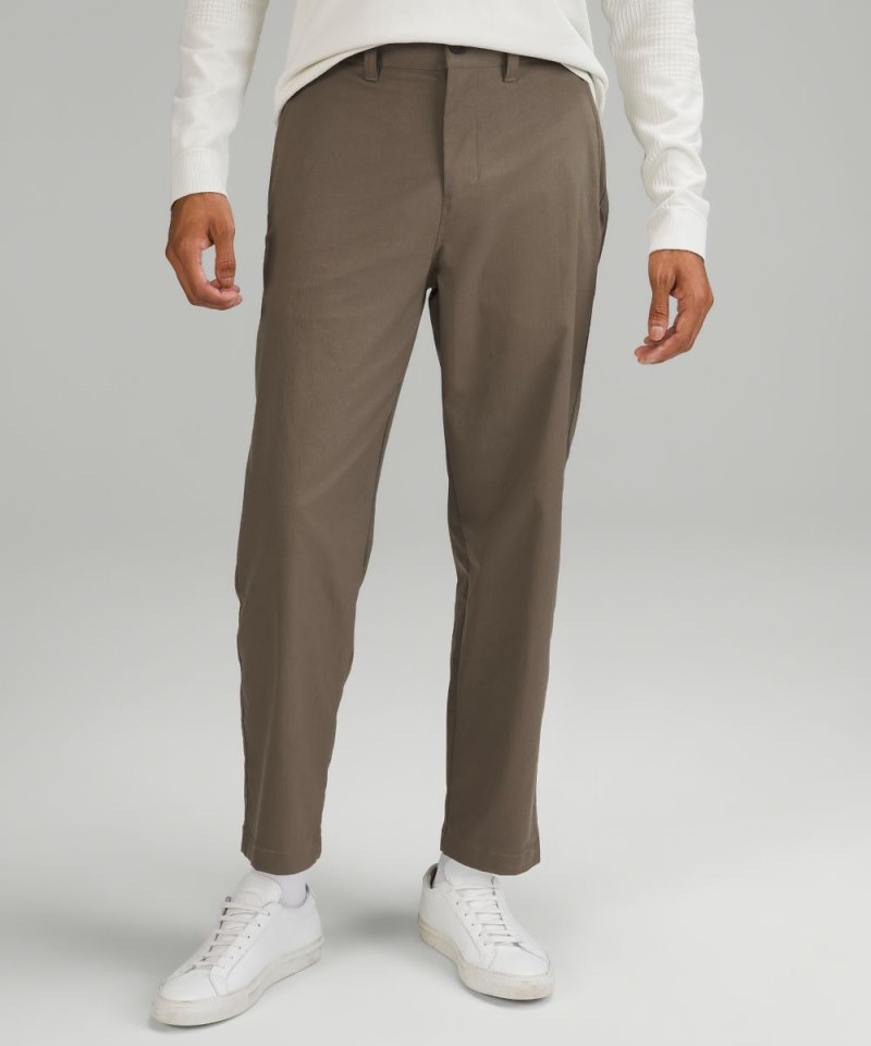 Lululemon | Men's Relaxed-Tapered Smooth Twill Trouser Cropped N