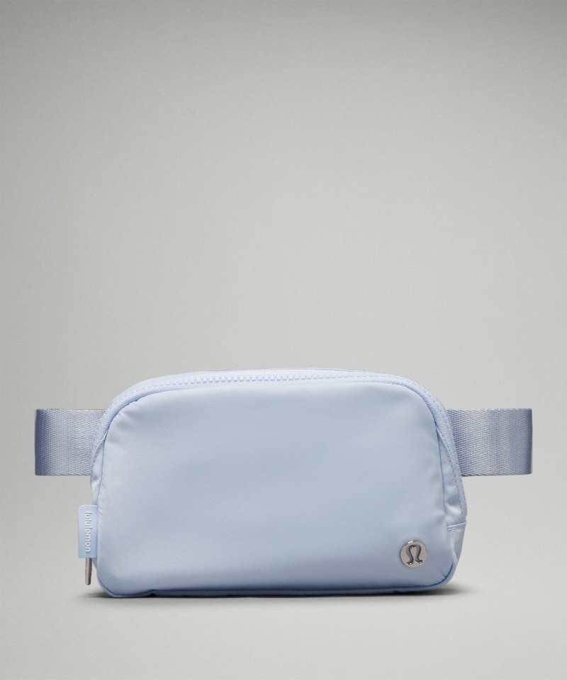 Lululemon | Women's Everywhere Belt Bag with Long Strap 1L Windmill