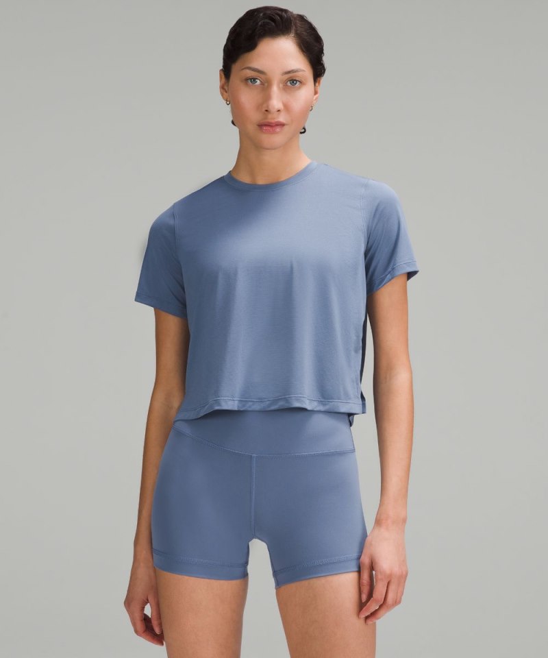 Lululemon | Women's Ultralight Waist-Length T-Shirt Oasis Blue