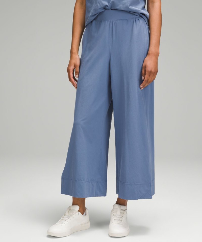 Lululemon | Women's Stretch Woven High-Rise Wide-Leg Cropped Pan