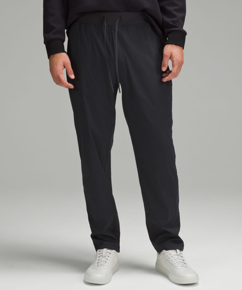 Lululemon | Men's Lightweight Twill Classic-Fit Pant Obsidian