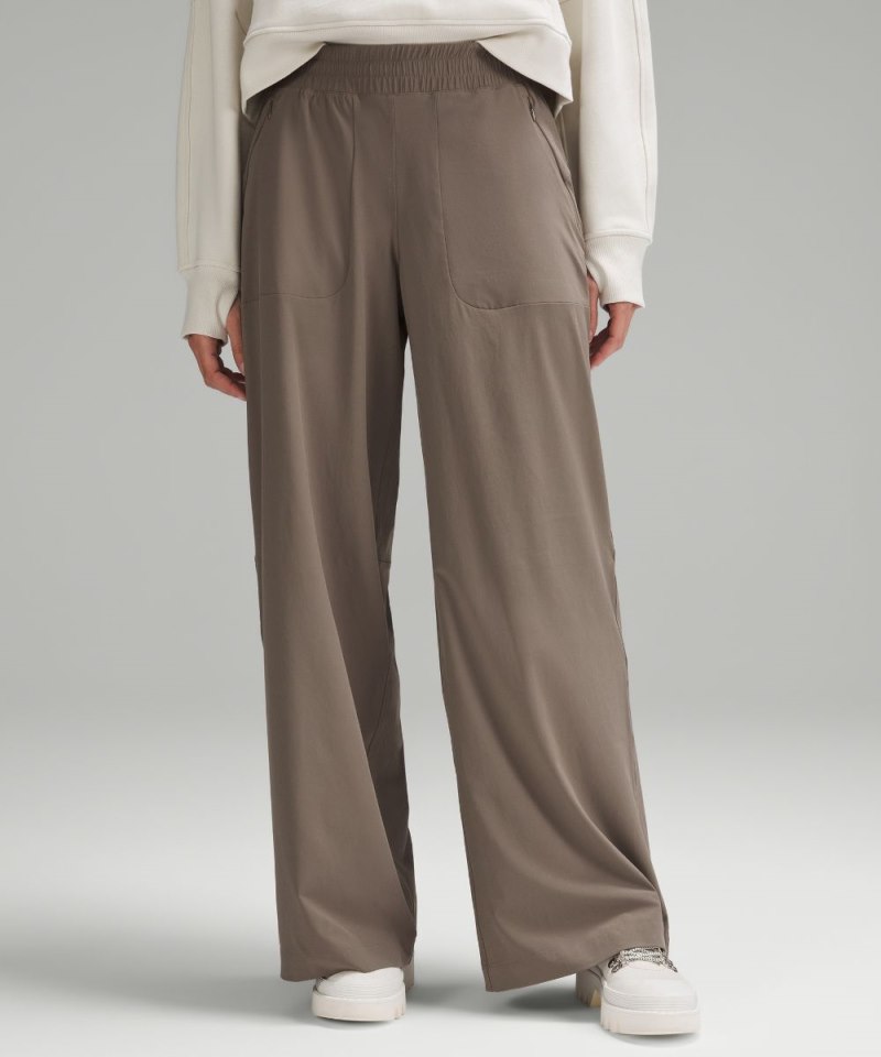 Lululemon | Women's Swift Mid-Rise Wide-Leg Pant Nomad