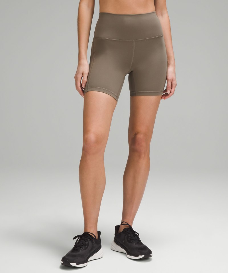 Lululemon | Women's Wunder Train High-Rise Short with Pockets 6"