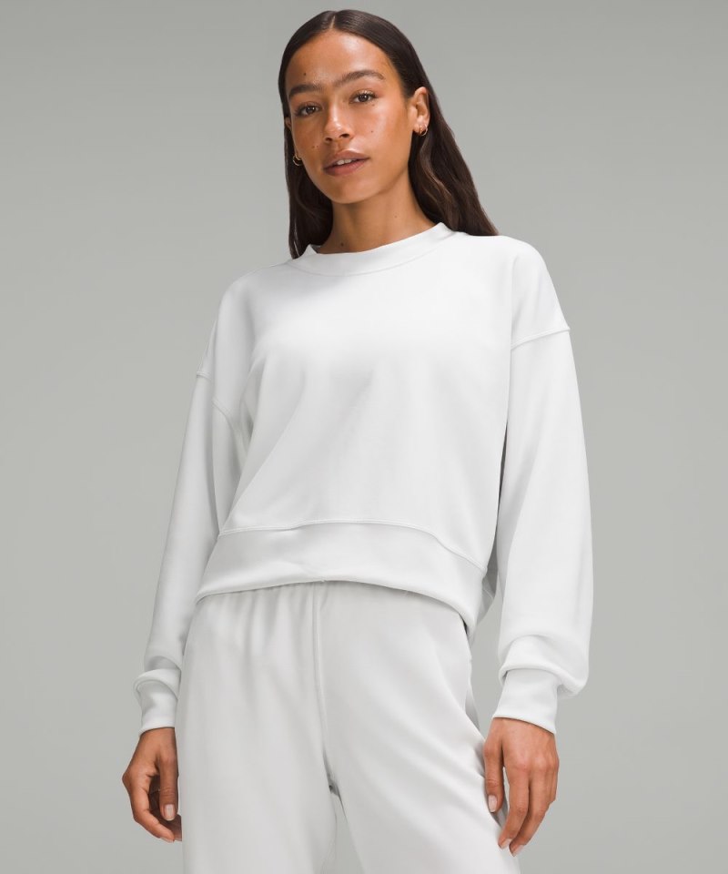 Lululemon | Women's Softstreme Perfectly Oversized Cropped Crew