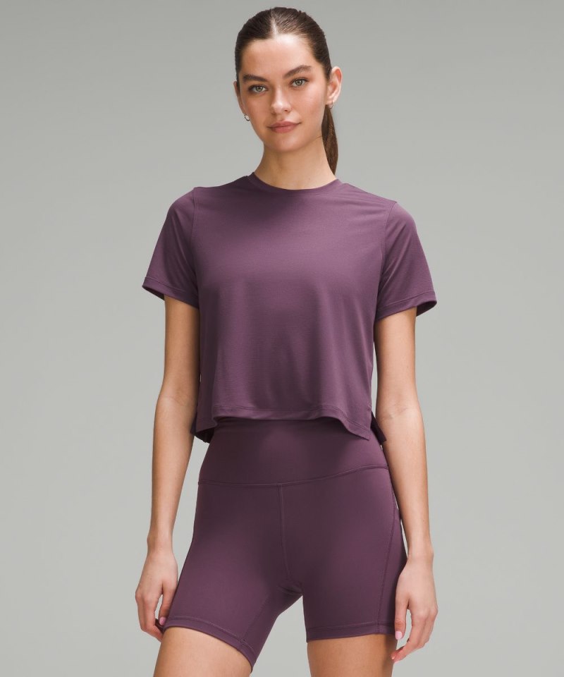 Lululemon | Women's Ultralight Waist-Length T-Shirt Grape Thistle